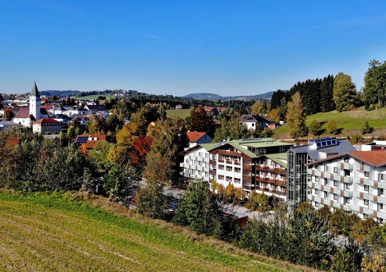Kurhotel Bad Zell ภายนอก รูปภาพ