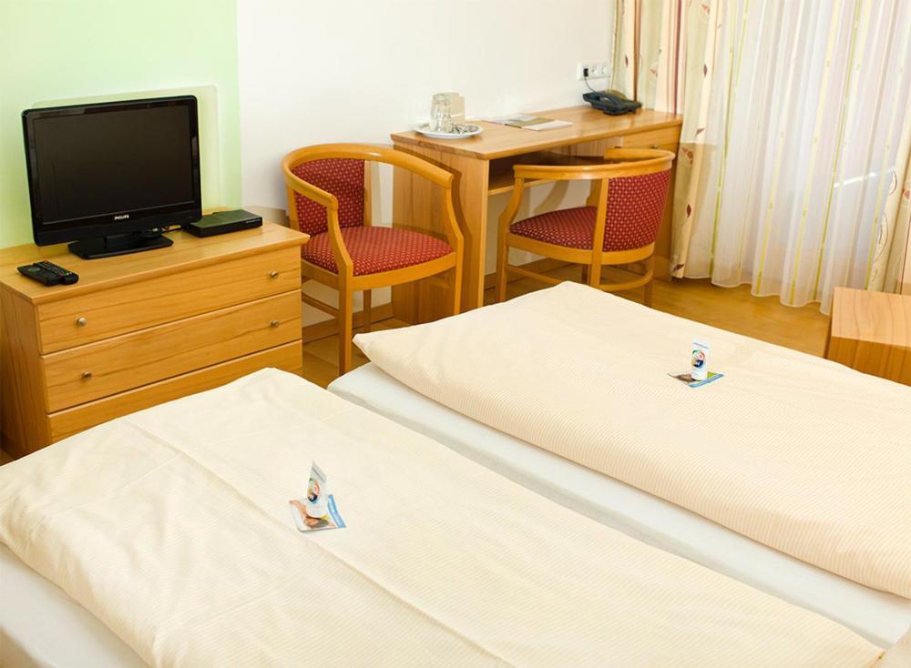 Kurhotel Bad Zell ภายนอก รูปภาพ